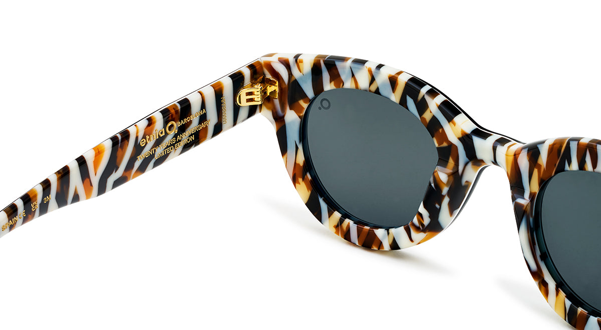 etnia-barcelona-the-kahlo-4-lunettes-de-soleil-bk-ze-45-l image 3