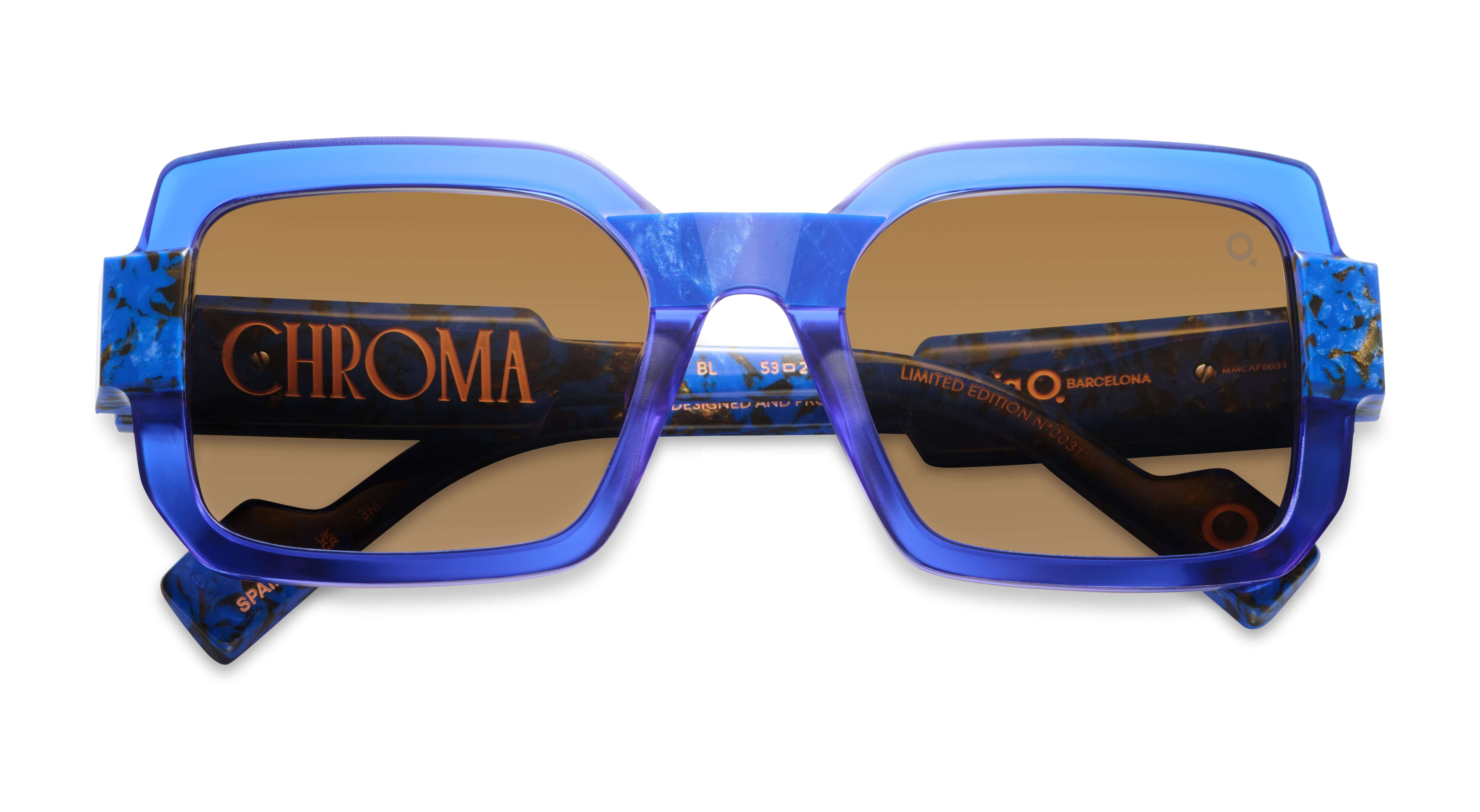 etnia-barcelona-chroma-n16-lunettes-de-soleil-noir-photochromique-53 image 6